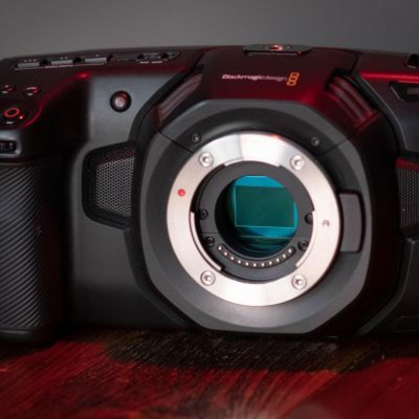 PACK LIGHT - Boitier nu Black Magic Pocket Cinema Camera 4K (BMPCC 4K) - Photo 1 sur 5