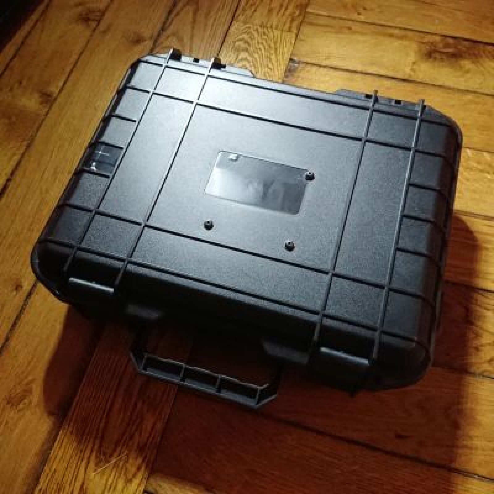 Box Mélangeur ROLAND V-1HD+ et écran Vision en valisette  - Photo 3 sur 4
