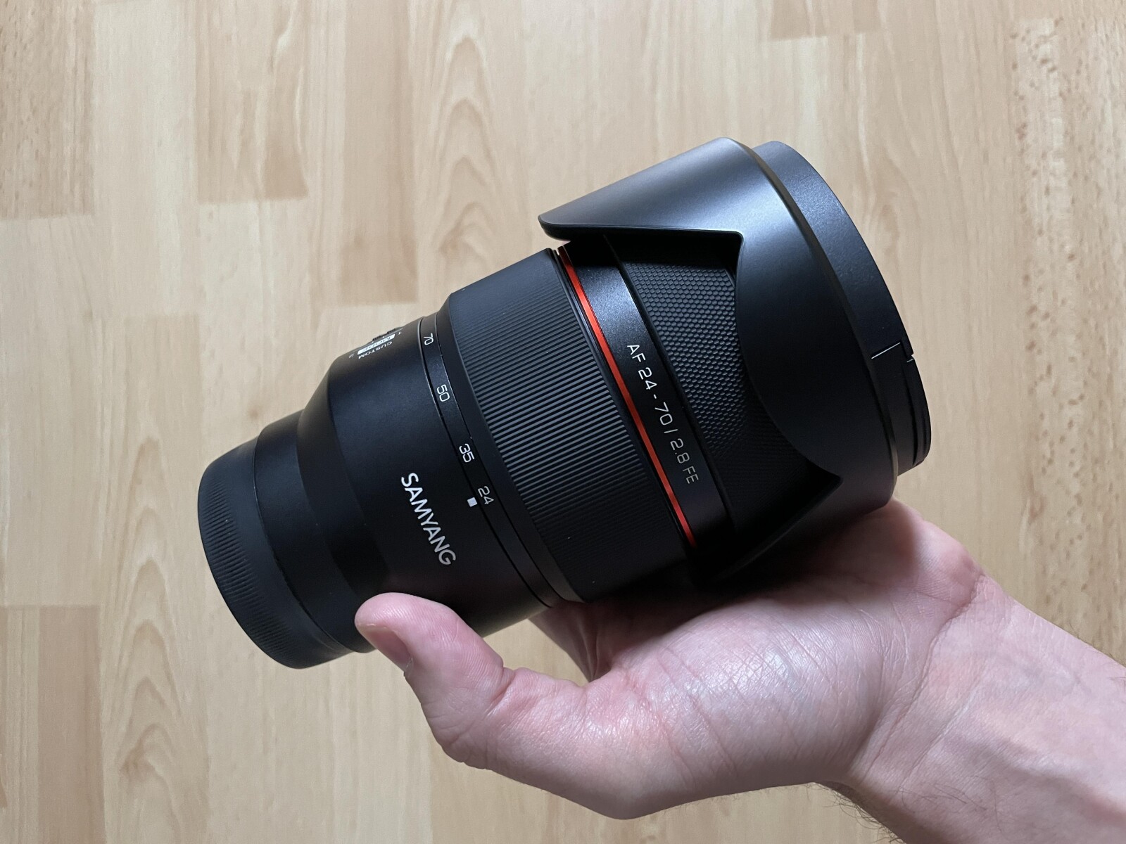 Samyang AF 24-70mm F2.8 Sony FE - Photo 1 sur 4