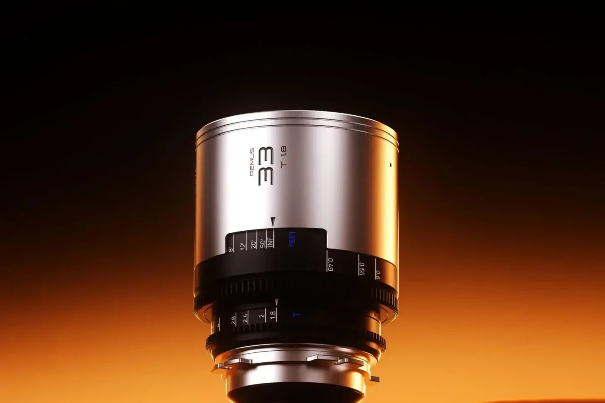 Rent Blazar Remus 33mm T1.8 1.5x Full-Frame Anamorphic Lens - Lightyshare