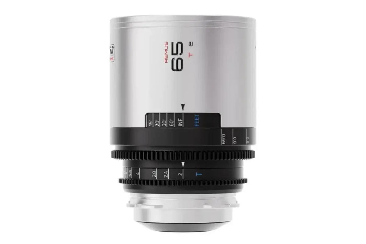 Location Blazar Remus 65mm T2.0 1.5X Full Frame Anamorphic Lens (PL) - Lightyshare