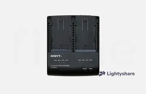 Rent Chargeur double Swit S-3602U pour batteries BP-U - Lightyshare