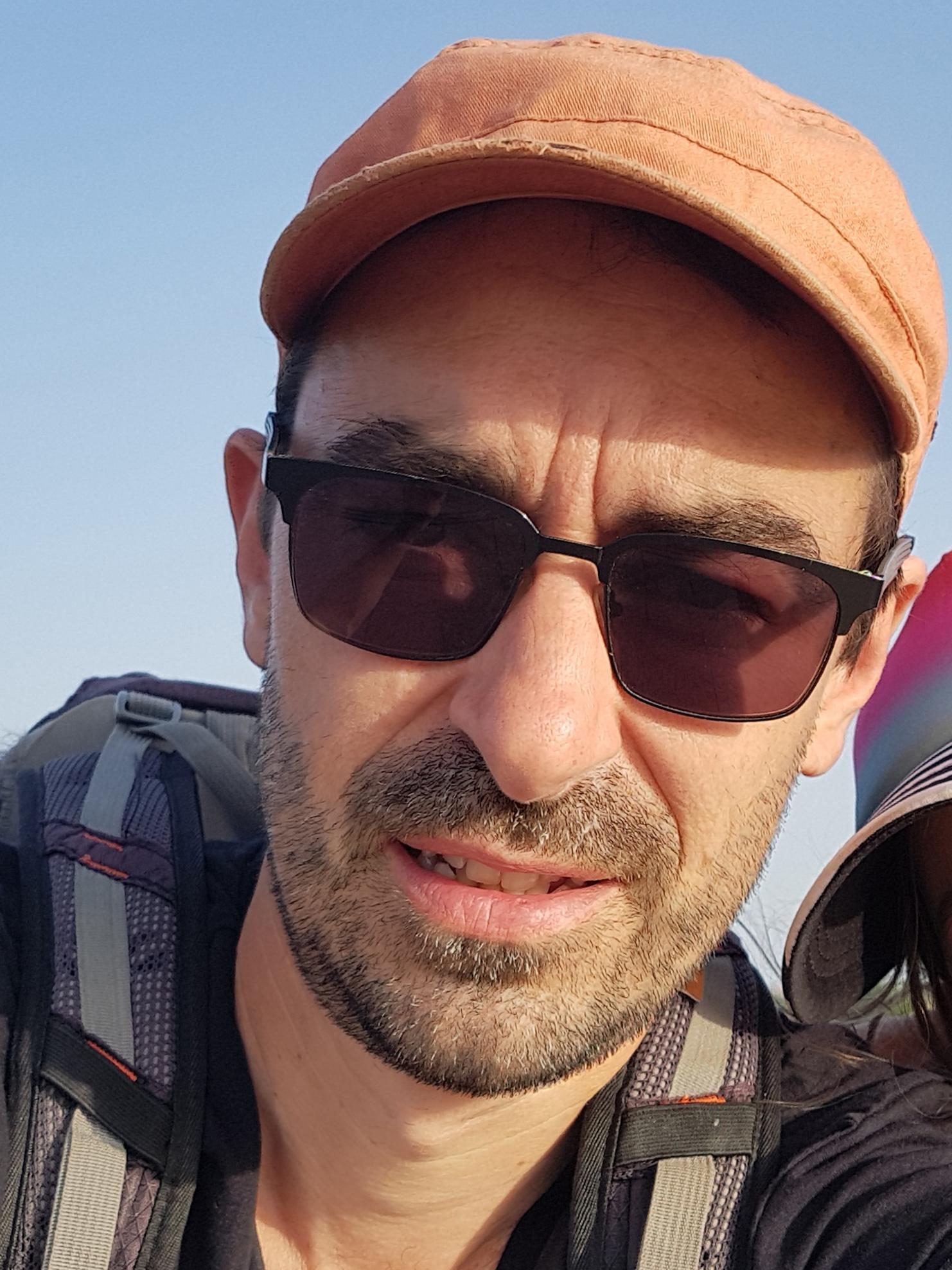 Nicolas D.