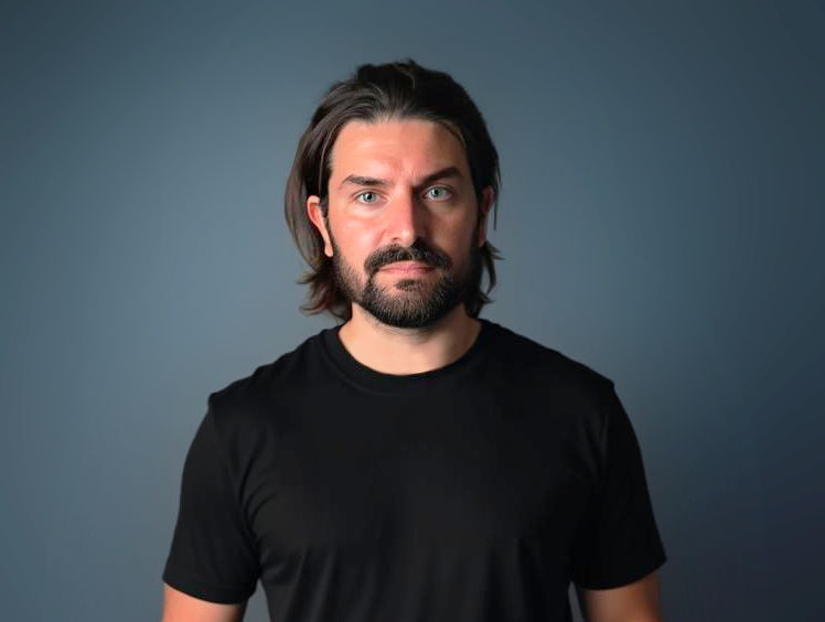 Mikael B.