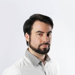 Yann L.