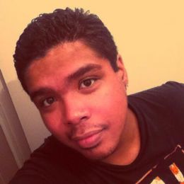 Tefy R.